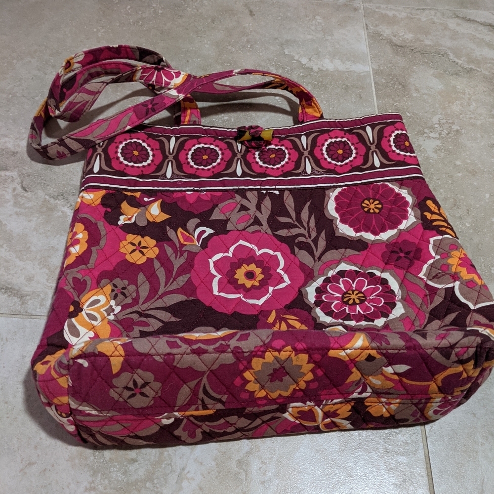 VERA BRADLEY TOTE